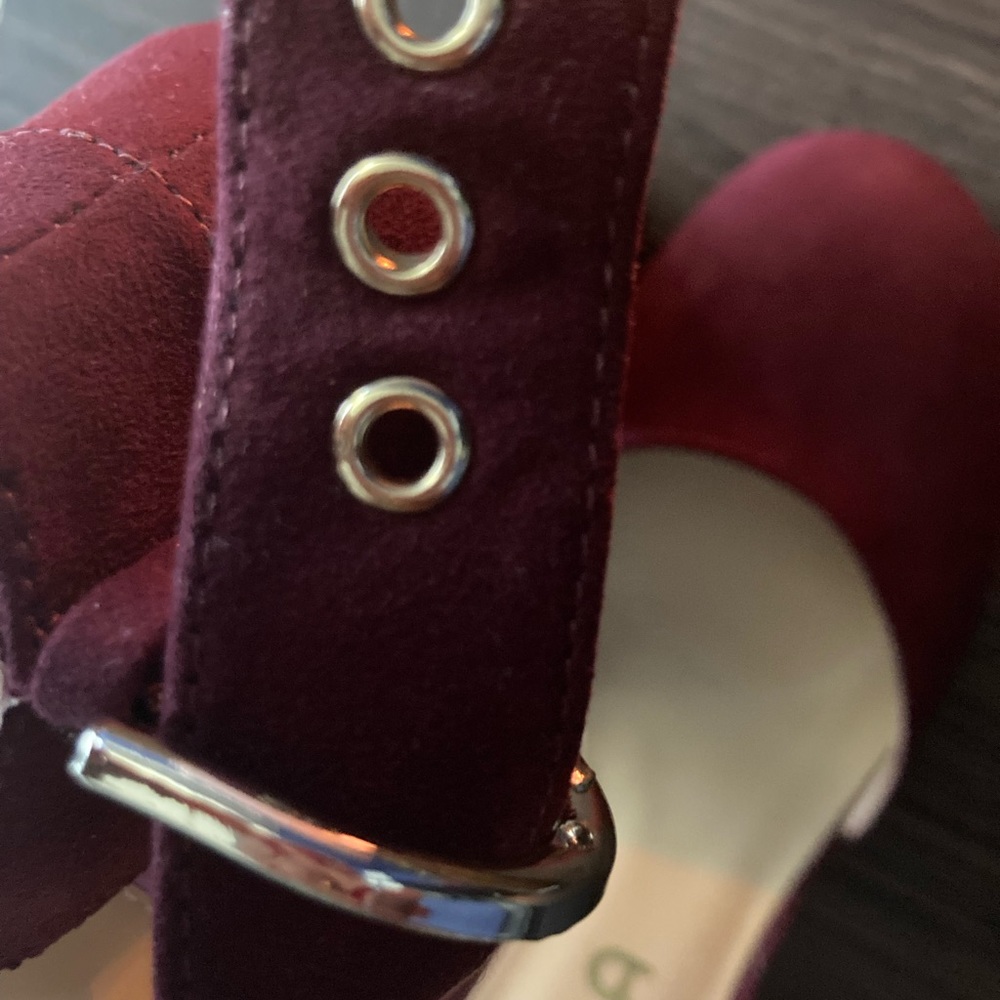 Chunky Heel Ankle Strapped Shoes - Unisa. New without shoe box. No tags. - Picture 9 of 11